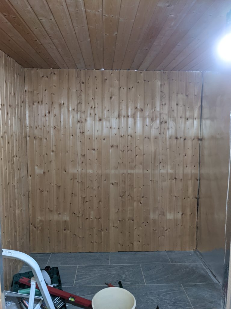 Sauna im Eigenbau - die Grundkonstruktion steht