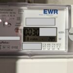 Balkonkraftwerk Einspeisung dynamisch limitieren mit openDtu und Shelly Pro 3 EM Balkonkraftwerk Stromzähler Einspeisevorgang