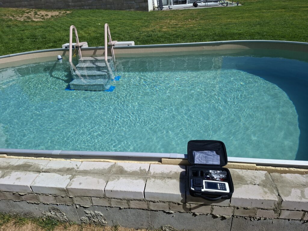 PoolLab 2.0 am Pool